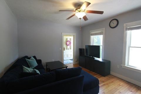 44 E High St, Avon, MA 02322 photo 10