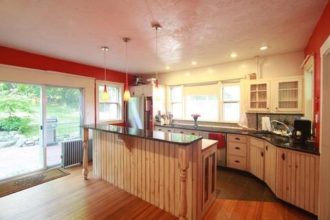 44 E High St, Avon, MA 02322 photo 7