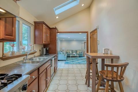 177 Cooper St, Springfield, MA 01108 photo 13