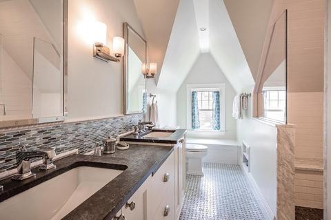 167 Brook St, Brookline, MA 02445 photo 11