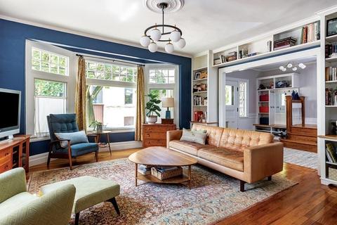 167 Brook St, Brookline, MA 02445 photo 3