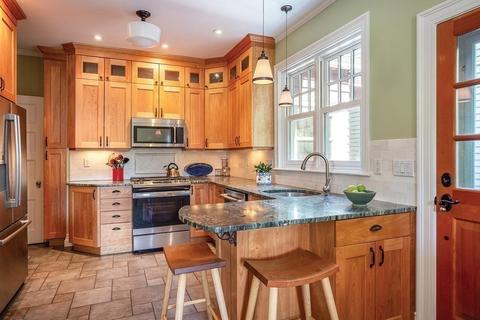 167 Brook St, Brookline, MA 02445 photo 5
