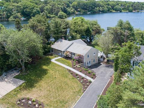 67 Lakeside Dr E, Barnstable, MA 02630 photo 1