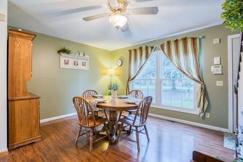22 Chipmunk Rd, Springfield, MA 01108 photo 5