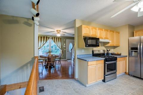 22 Chipmunk Rd, Springfield, MA 01108 photo 6