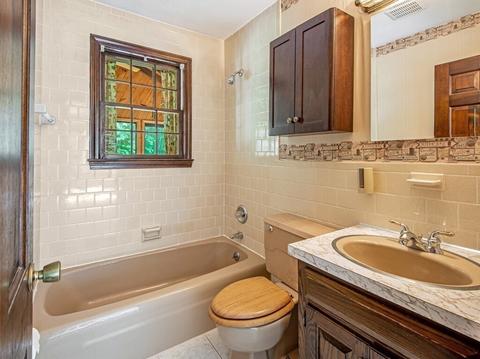 32 Cider Mill Ln, Upton, MA 01568 photo 33