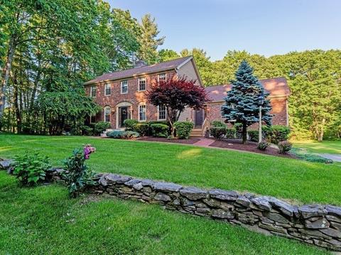 32 Cider Mill Ln, Upton, MA 01568 photo 37
