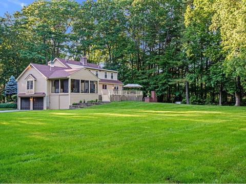 32 Cider Mill Ln, Upton, MA 01568 photo 7