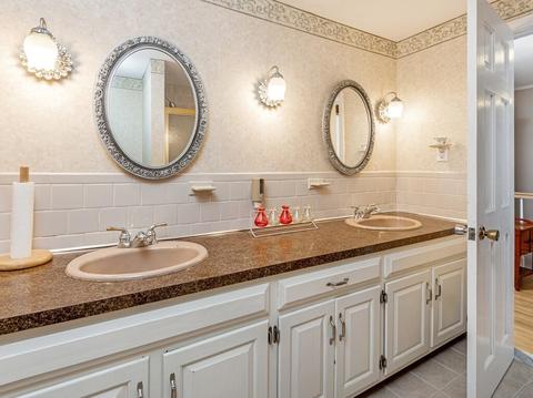 32 Cider Mill Ln, Upton, MA 01568 photo 21