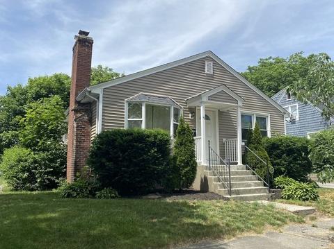 19 Rowena St, Worcester, MA 01606 photo 1