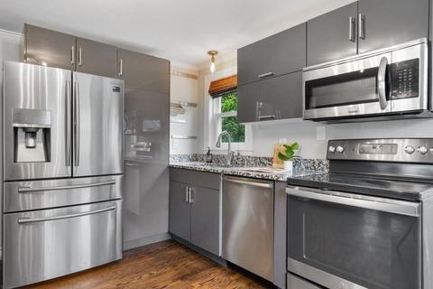 105 Spring St, Stoneham, MA 02180 photo 17