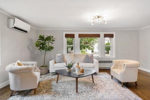 105 Spring St, Stoneham, MA 02180 photo 9