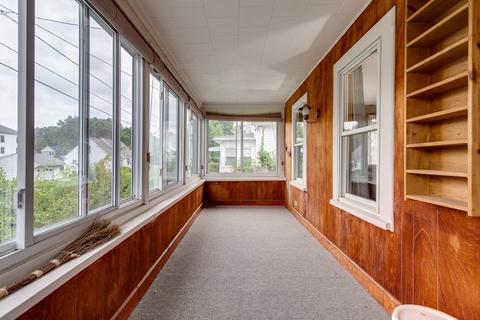 7 Everett Ave, Webster, MA 01570 photo 4