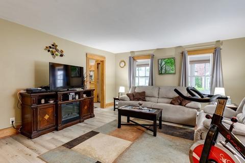 7 Everett Ave, Webster, MA 01570 photo 6