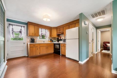 3 Norman Rd, Reading, MA 01867 photo 7