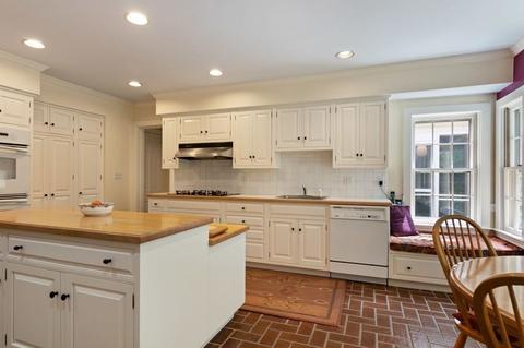27 Guild Rd, Dedham, MA 02026 photo 11