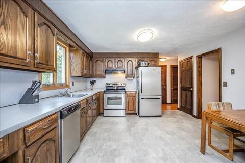 10 Fox Run Rd, Danvers, MA 01923 photo 13