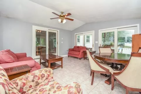 881 Main St, Reading, MA 01867 photo 9