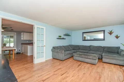 881 Main St, Reading, MA 01867 photo 8