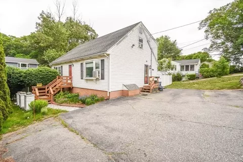 881 Main St, Reading, MA 01867 photo 25