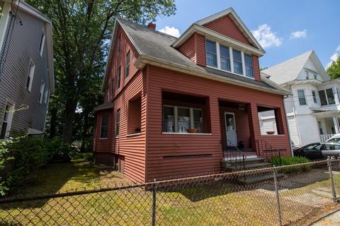 82 Whittier St, Springfield, MA 01108 photo 3