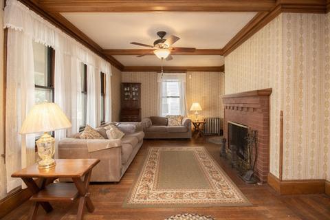 82 Whittier St, Springfield, MA 01108 photo 7