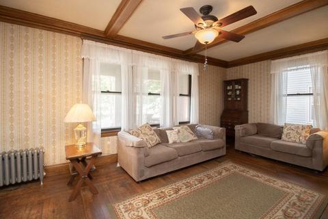 82 Whittier St, Springfield, MA 01108 photo 8