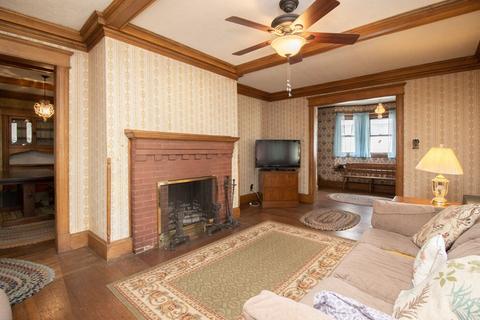 82 Whittier St, Springfield, MA 01108 photo 10