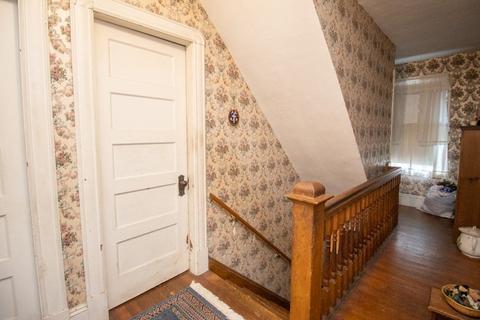 82 Whittier St, Springfield, MA 01108 photo 22