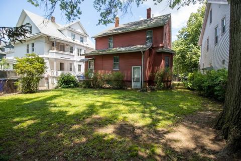 82 Whittier St, Springfield, MA 01108 photo 24