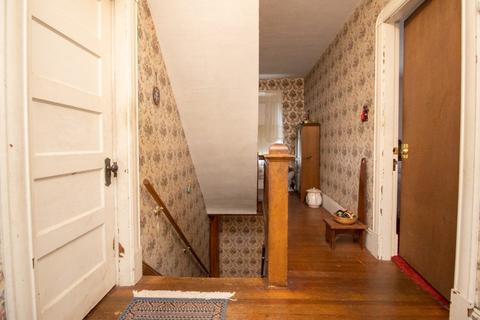 82 Whittier St, Springfield, MA 01108 photo 23