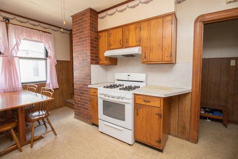 82 Whittier St, Springfield, MA 01108 photo 18