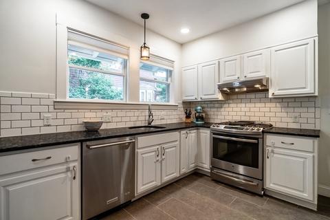 44 Temple St, Reading, MA 01867 photo 9