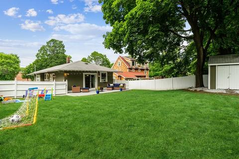 44 Temple St, Reading, MA 01867 photo 24