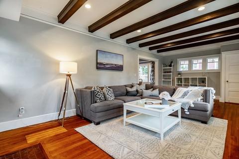 44 Temple St, Reading, MA 01867 photo 4