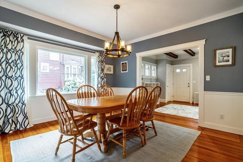 44 Temple St, Reading, MA 01867 photo 6