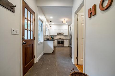 44 Temple St, Reading, MA 01867 photo 11