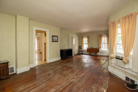 20 Crystal Ave, Springfield, MA 01108 photo 13