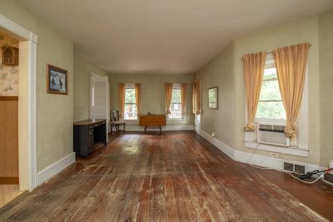 20 Crystal Ave, Springfield, MA 01108 photo 12