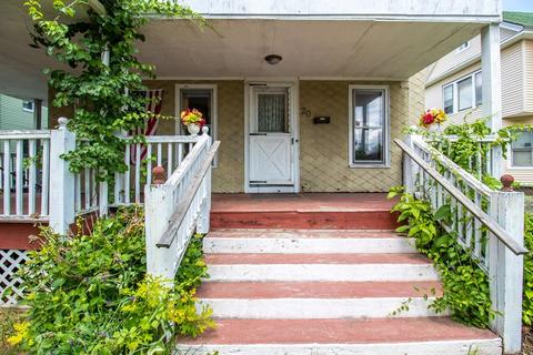 20 Crystal Ave, Springfield, MA 01108 photo 4
