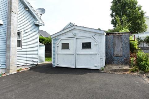 276 Perry St, Lowell, MA 01852 photo 30