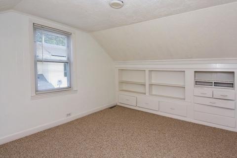 276 Perry St, Lowell, MA 01852 photo 20