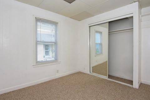 276 Perry St, Lowell, MA 01852 photo 23