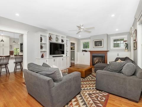 35 Spring St, Somerville, MA 02143 photo 6