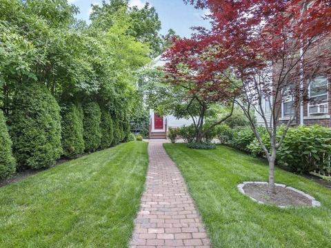 35 Spring St, Somerville, MA 02143 photo 1