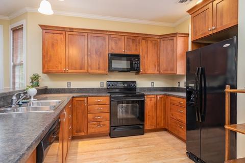 359 Main St #10B, Easthampton, MA 01027 photo 14