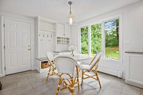 6 Berkley Cir, Hingham, MA 02043 photo 9