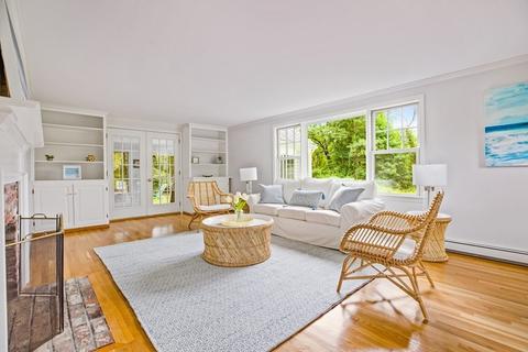 6 Berkley Cir, Hingham, MA 02043 photo 2