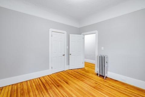 797 White St, Springfield, MA 01108 photo 9
