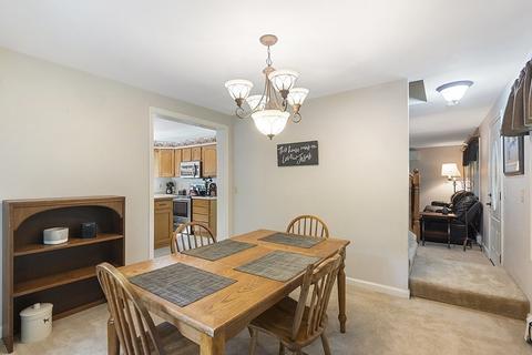900 Clark St, Gardner, MA 01440 photo 4